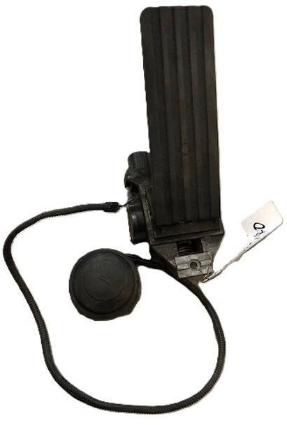 Accelerator For Still R60-30, R60-45 or 45 - Pedál - Anyagmozgató gép: 1 kép. Accelerator For Still R60-30, R60-45 or 45 - Pedál - Anyagmozgató gép: 1 kép.