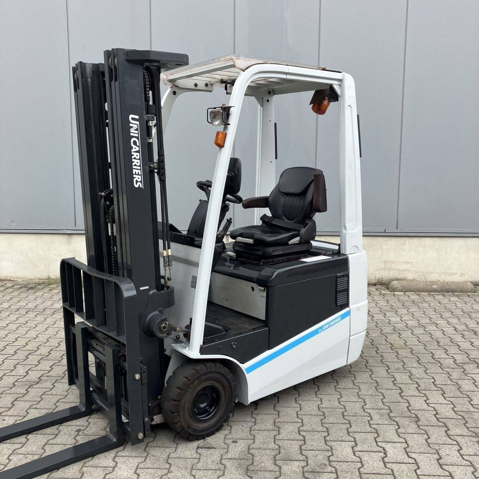 Atlet ET15 (A1N1L15Q) - Elektromos targonca: 1 kép. Atlet ET15 (A1N1L15Q) - Elektromos targonca: 1 kép.