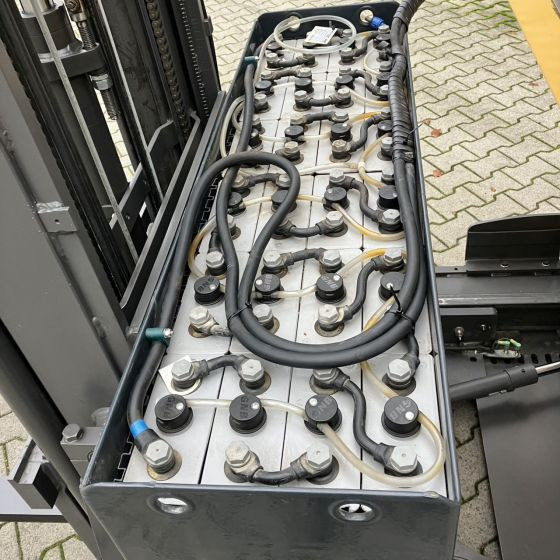 Atlet UMS160DTFVRE630 - Tolóoszlopos targoncá: 3 kép. Atlet UMS160DTFVRE630 - Tolóoszlopos targoncá: 3 kép.