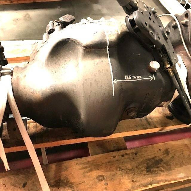 Complete front axle for Caterpillar - Tengely és alkatrészek - Anyagmozgató gép: 3 kép. Complete front axle for Caterpillar - Tengely és alkatrészek - Anyagmozgató gép: 3 kép.