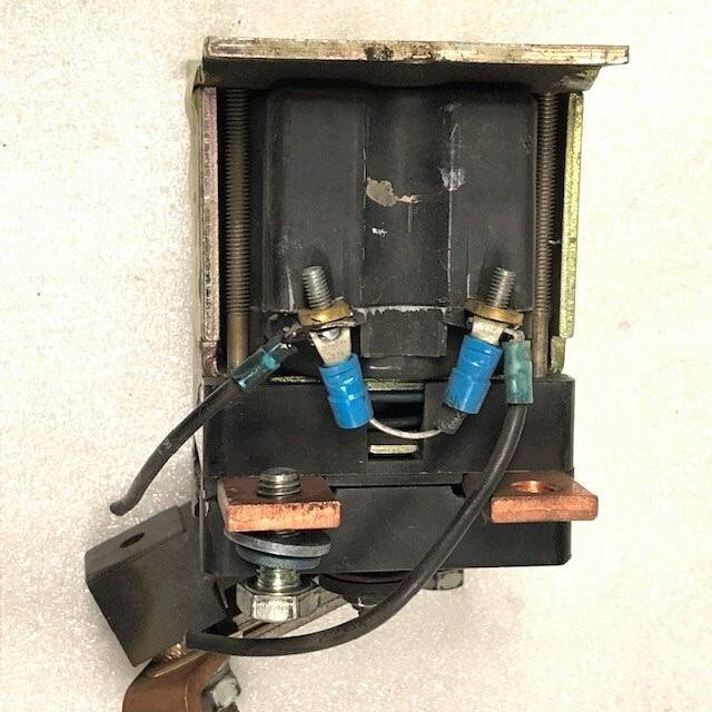 Contactor for Hyster E3.000XL - Elektromos rendszer - Anyagmozgató gép: 5 kép. Contactor for Hyster E3.000XL - Elektromos rendszer - Anyagmozgató gép: 5 kép.