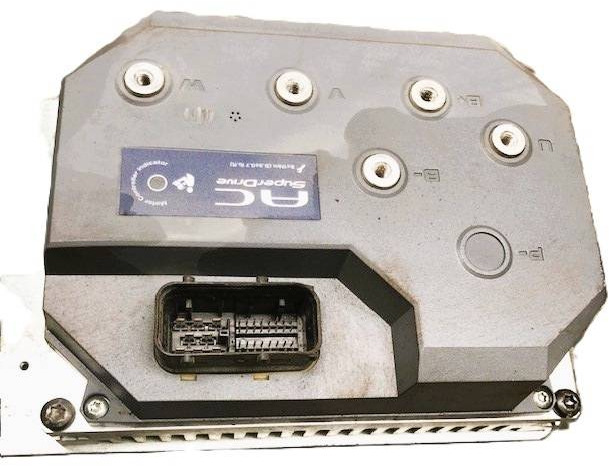 Controller for BT/Toyota - ECU - Anyagmozgató gép: 1 kép. Controller for BT/Toyota - ECU - Anyagmozgató gép: 1 kép.
