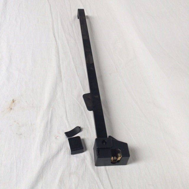 Door Handle  for Caterpillar - Fülke és belső tér - Anyagmozgató gép: 2 kép. Door Handle  for Caterpillar - Fülke és belső tér - Anyagmozgató gép: 2 kép.