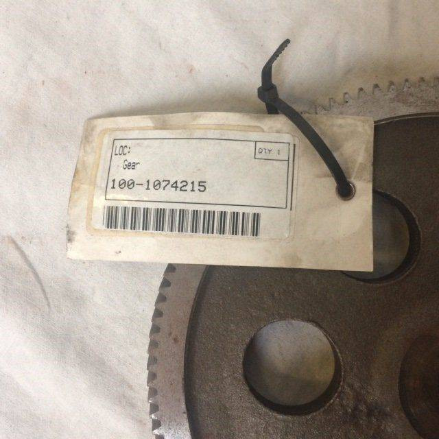 Gear for Caterpillar - Erőátvitel - Anyagmozgató gép: 3 kép. Gear for Caterpillar - Erőátvitel - Anyagmozgató gép: 3 kép.