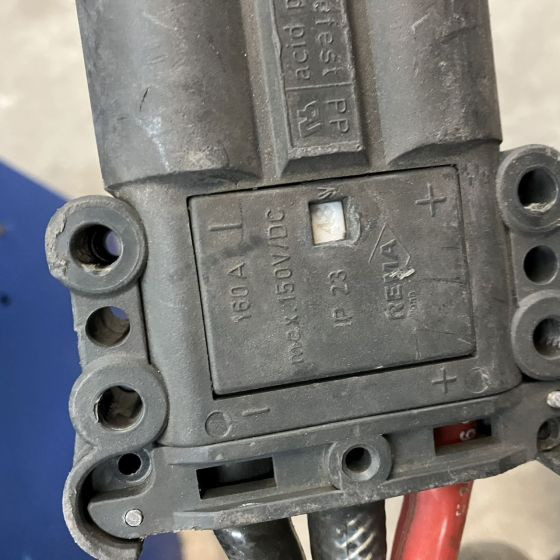Elektromos rendszer - Anyagmozgató gép Hawker D 48V/100A: 7 kép.