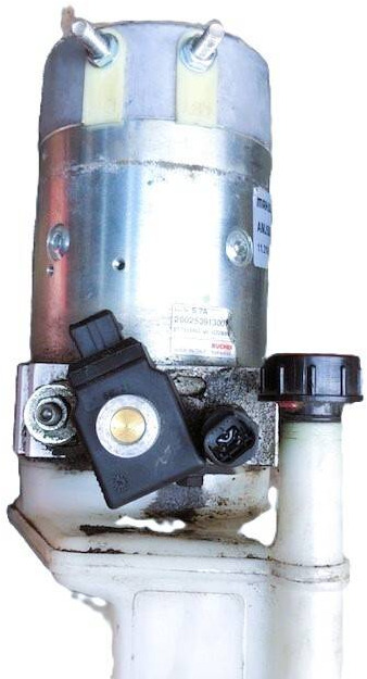 Hydraulic unit for Toyota / BT - Kormányzás - Anyagmozgató gép: 2 kép. Hydraulic unit for Toyota / BT - Kormányzás - Anyagmozgató gép: 2 kép.