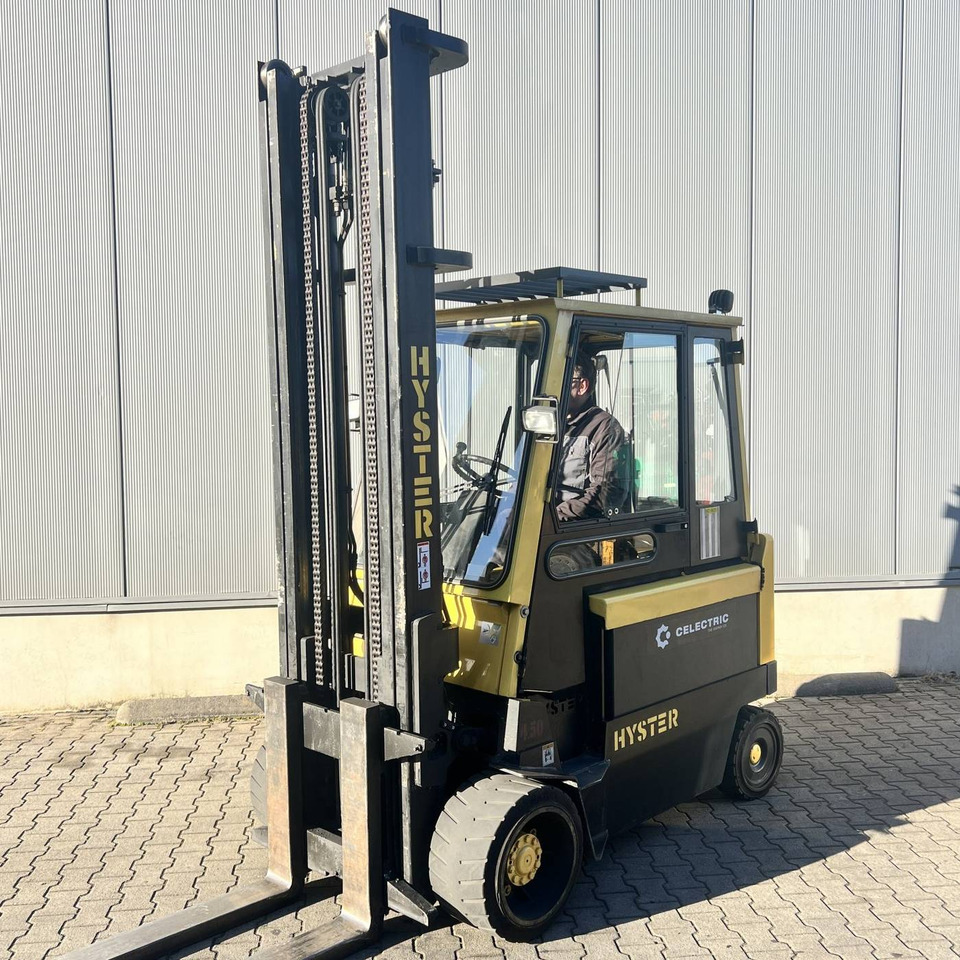 Hyster E4.50XL - Elektromos targonca: 4 kép. Hyster E4.50XL - Elektromos targonca: 4 kép.