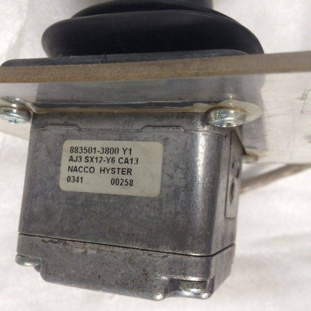 Joystick for Hyster - Elektromos rendszer - Anyagmozgató gép: 5 kép. Joystick for Hyster - Elektromos rendszer - Anyagmozgató gép: 5 kép.