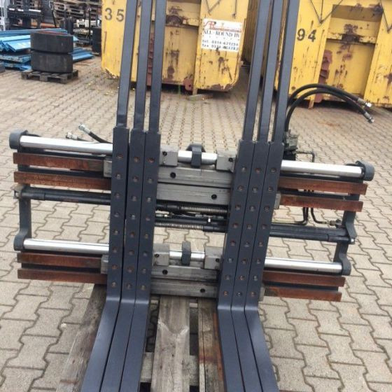 Kaup Triple Pallet Handler - Raklapvilla - Anyagmozgató gép: 4 kép. Kaup Triple Pallet Handler - Raklapvilla - Anyagmozgató gép: 4 kép.