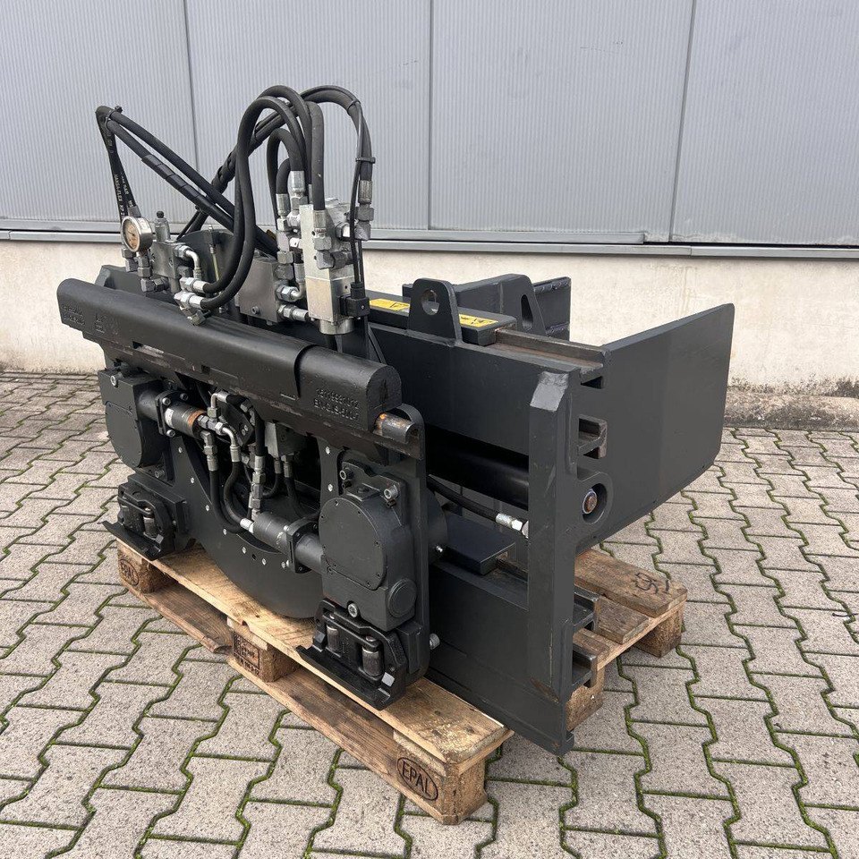 Kaup rotating baleclamp 4.8T493 - Bálafogó: 3 kép. Kaup rotating baleclamp 4.8T493 - Bálafogó: 3 kép.