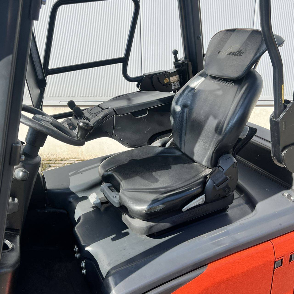 Linde E16 (386-02) EVO - Elektromos targonca: 3 kép. Linde E16 (386-02) EVO - Elektromos targonca: 3 kép.