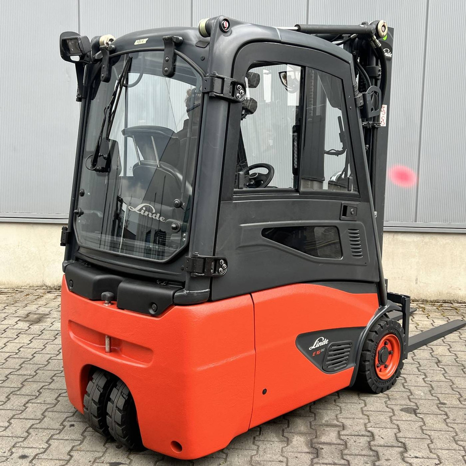 Linde E16 (386-02) EVO - Elektromos targonca: 2 kép. Linde E16 (386-02) EVO - Elektromos targonca: 2 kép.