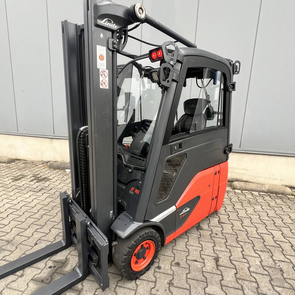 Linde E16 (386-02) EVO - Elektromos targonca: 1 kép. Linde E16 (386-02) EVO - Elektromos targonca: 1 kép.