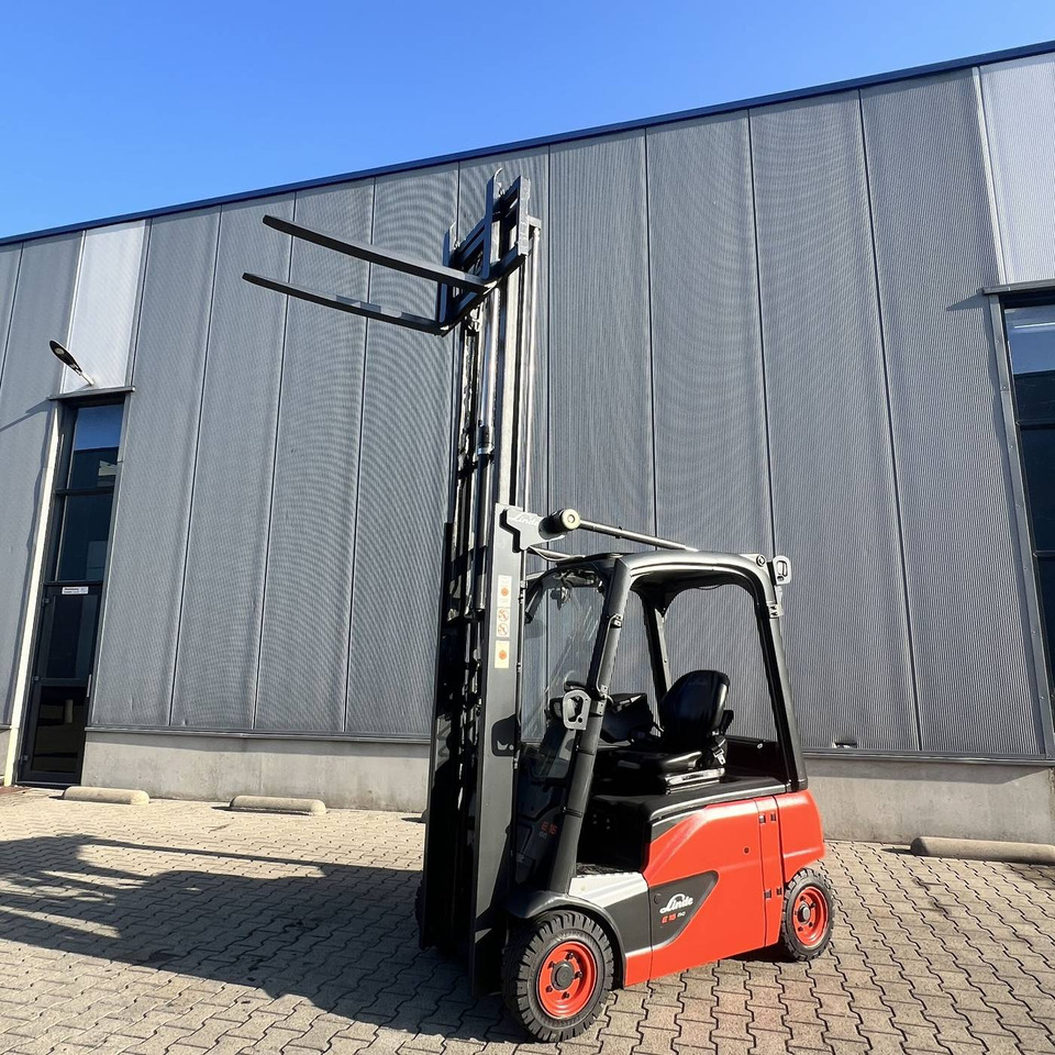 Linde E16P (386-02) EVO - Elektromos targonca: 1 kép. Linde E16P (386-02) EVO - Elektromos targonca: 1 kép.