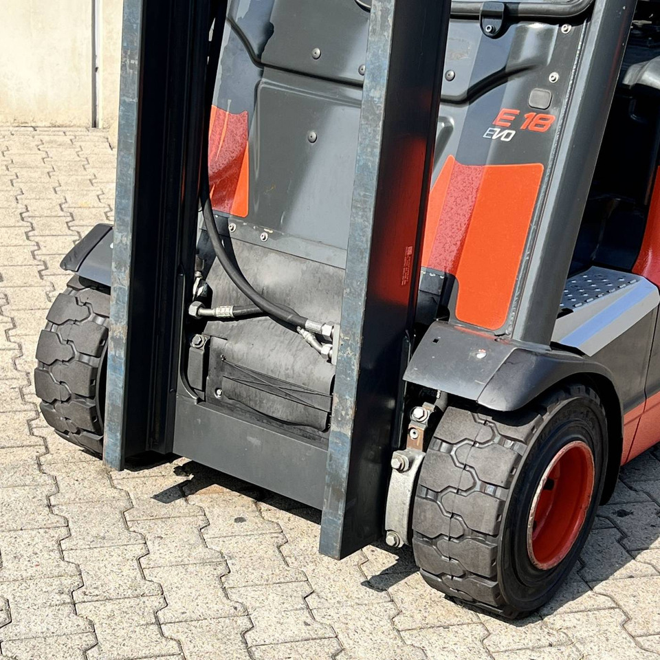 Elektromos targonca Linde E18PH (386-02) EVO: 20 kép. Elektromos targonca Linde E18PH (386-02) EVO: 20 kép.