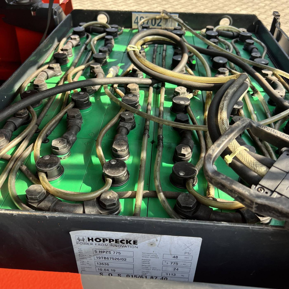 Elektromos targonca Linde E18PH (386-02) EVO: 15 kép. Elektromos targonca Linde E18PH (386-02) EVO: 15 kép.