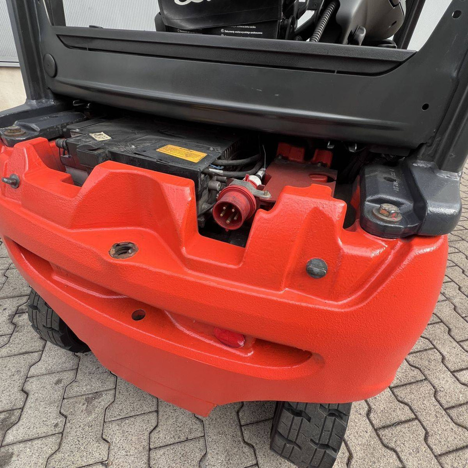 Linde E20PL (386-02) EVO lízing Linde E20PL (386-02) EVO: 16 kép.