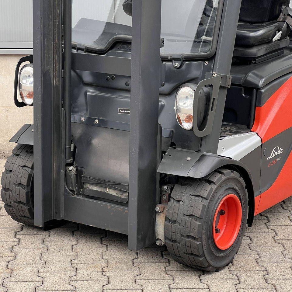 Linde E20PL (386-02) EVO lízing Linde E20PL (386-02) EVO: 20 kép.