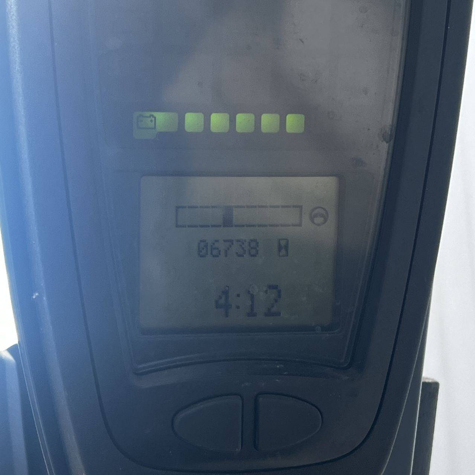 Elektromos targonca Linde E25L (387): 8 kép.