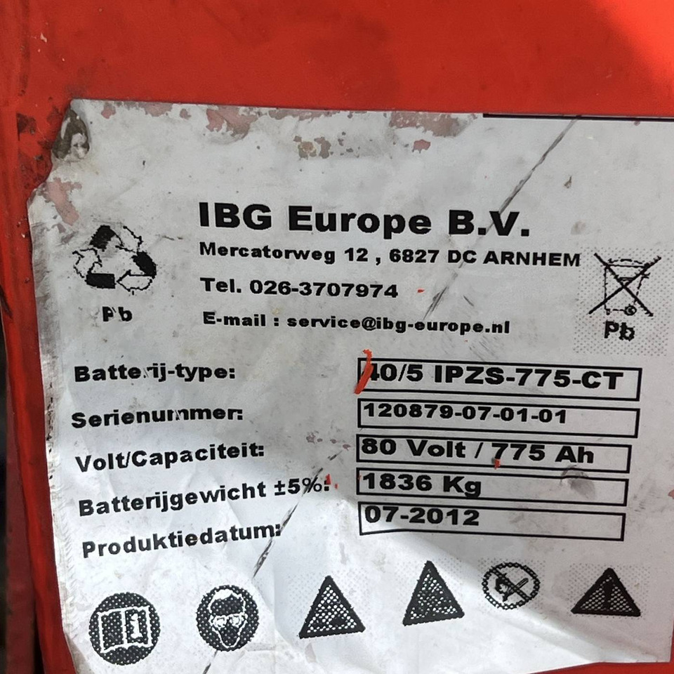 Elektromos targonca Linde E30-600S (336-03): 14 kép.