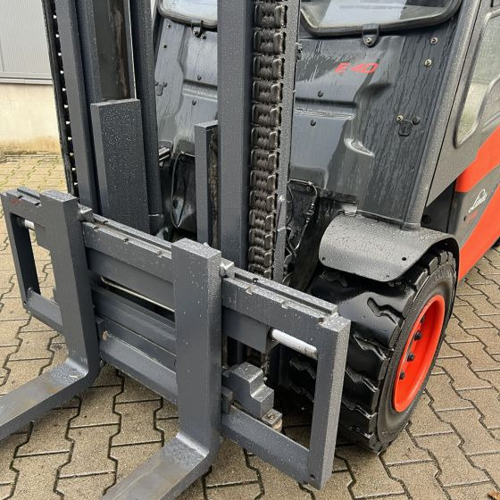 Linde E40-600HL (388) - Elektromos targonca: 2 kép. Linde E40-600HL (388) - Elektromos targonca: 2 kép.