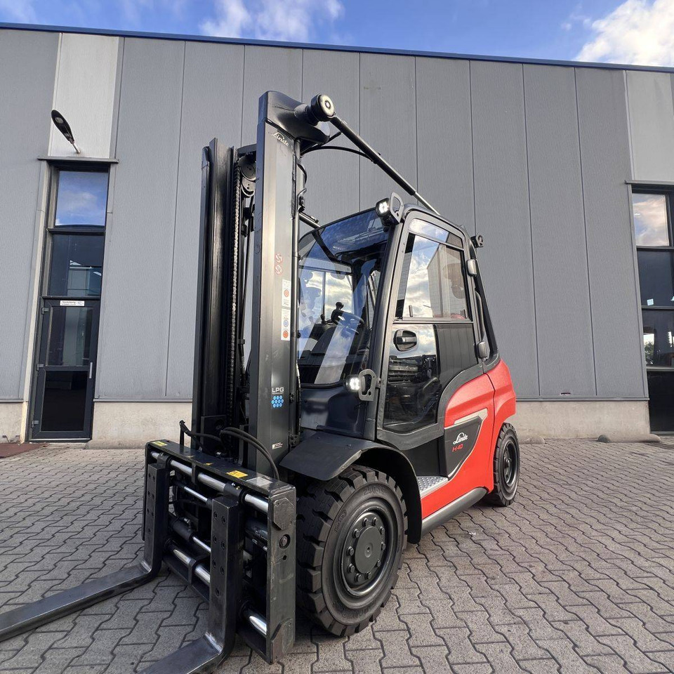 Linde H40/600T (1204) - Gázüzemű targonca: 1 kép. Linde H40/600T (1204) - Gázüzemű targonca: 1 kép.