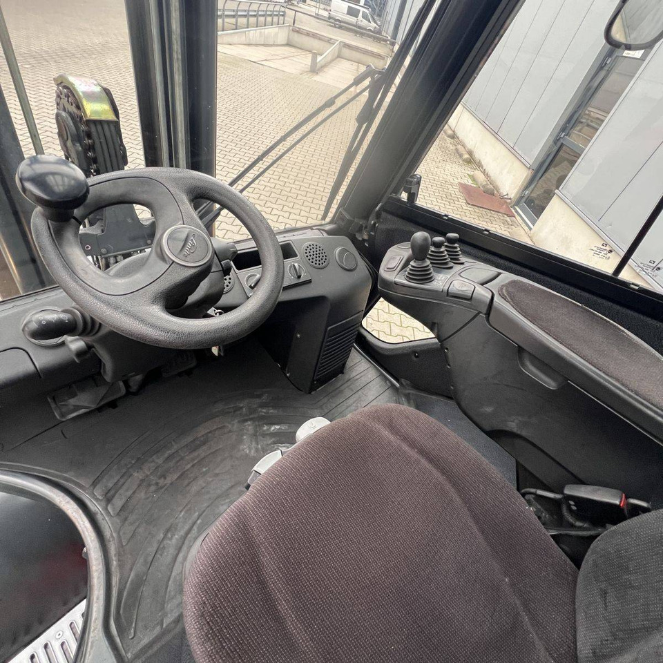 Linde H40D (394-02) EVO - Dízel targonca: 5 kép. Linde H40D (394-02) EVO - Dízel targonca: 5 kép.