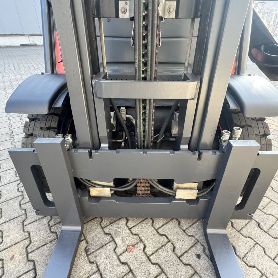 Linde H40D (394-02) EVO - Dízel targonca: 3 kép. Linde H40D (394-02) EVO - Dízel targonca: 3 kép.