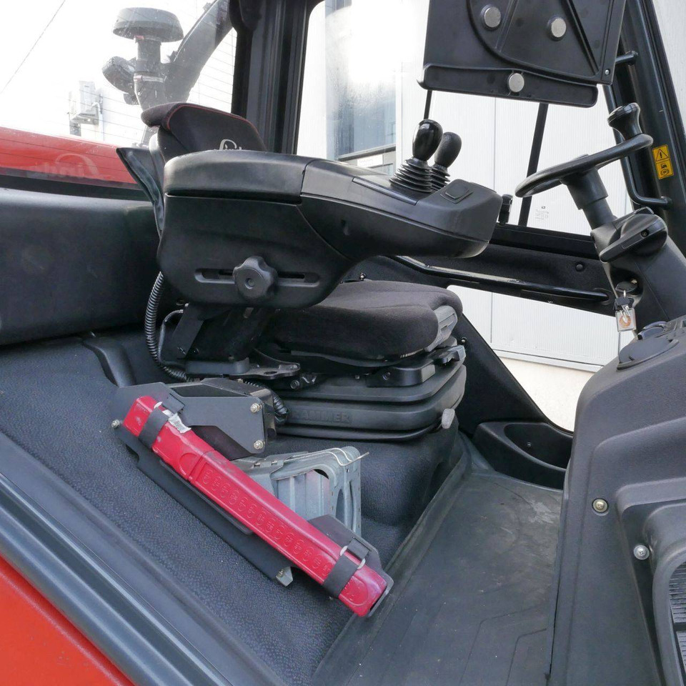 Linde H40T-02 EVO (394) - Gázüzemű targonca: 5 kép. Linde H40T-02 EVO (394) - Gázüzemű targonca: 5 kép.
