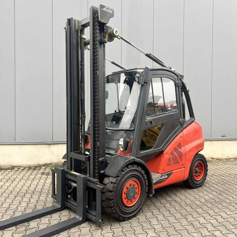 Linde H50T-02 (394) EVO - Gázüzemű targonca: 1 kép. Linde H50T-02 (394) EVO - Gázüzemű targonca: 1 kép.