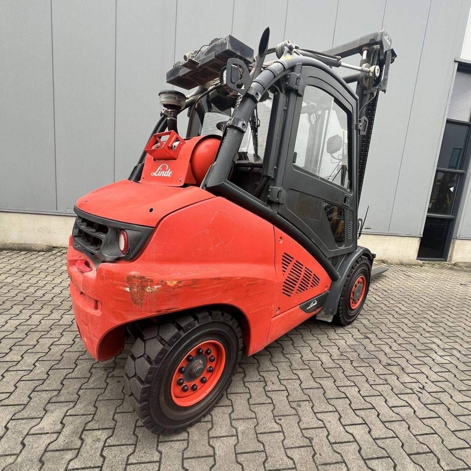 Linde H50T-02 (394) EVO - Gázüzemű targonca: 2 kép. Linde H50T-02 (394) EVO - Gázüzemű targonca: 2 kép.