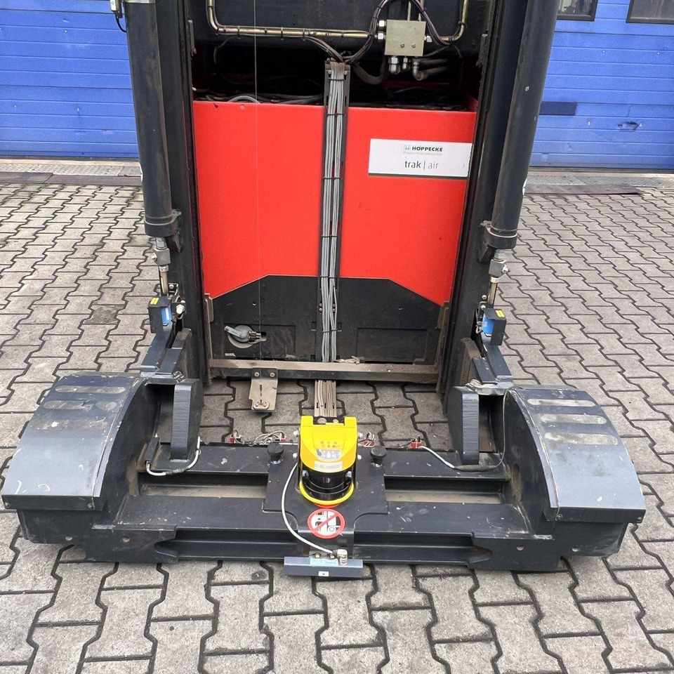 Linde Kombi L-Head (011) - Raktári polc: 5 kép. Linde Kombi L-Head (011) - Raktári polc: 5 kép.