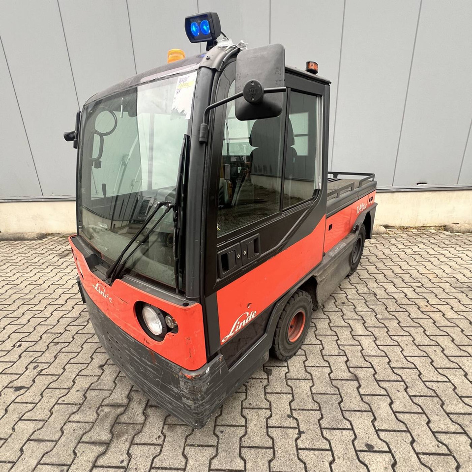 Linde P250 SWB (127) - Elektromos vontató: 1 kép. Linde P250 SWB (127) - Elektromos vontató: 1 kép.