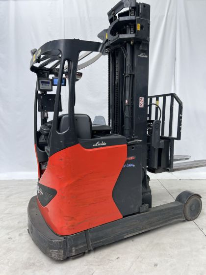Linde R20 HD (1120) - Tolóoszlopos targoncá: 1 kép. Linde R20 HD (1120) - Tolóoszlopos targoncá: 1 kép.