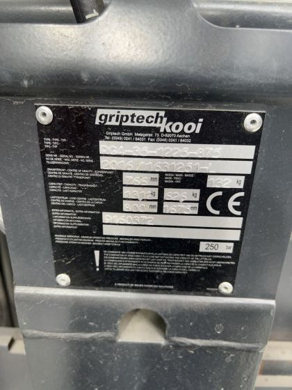 Linde R20 HD (1120) - Tolóoszlopos targoncá: 3 kép. Linde R20 HD (1120) - Tolóoszlopos targoncá: 3 kép.