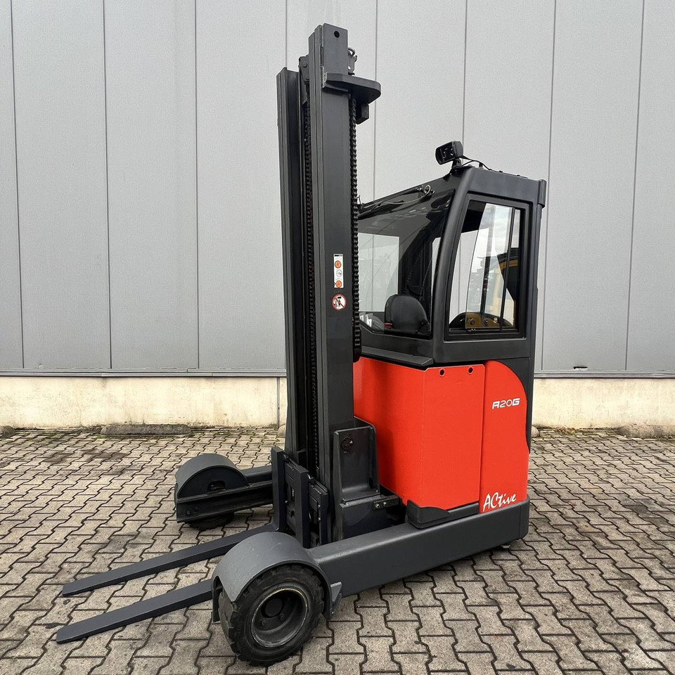 Linde R20G-12 (115) - Tolóoszlopos targoncá: 2 kép. Linde R20G-12 (115) - Tolóoszlopos targoncá: 2 kép.