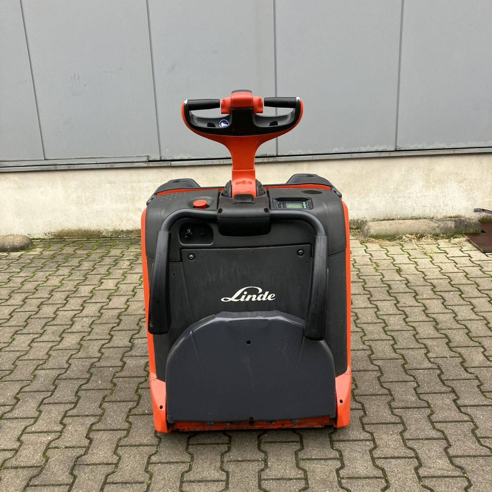 Linde T30AP (131) - Kézi raklapemelő: 4 kép. Linde T30AP (131) - Kézi raklapemelő: 4 kép.