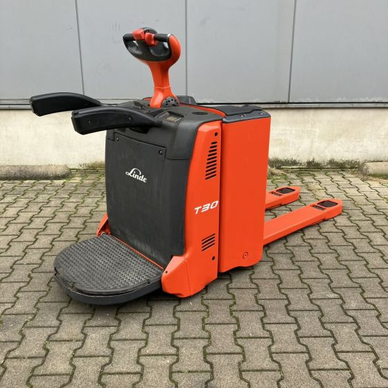 Kézi raklapemelő Linde T30AP (131): 9 kép.