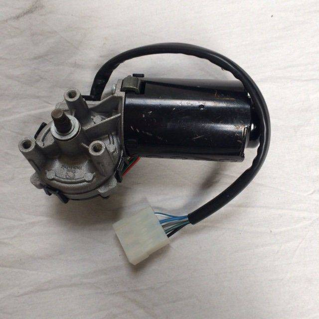 Motor,wiper 12v 2-spd for Caterpillar - Fülke és belső tér - Anyagmozgató gép: 2 kép. Motor,wiper 12v 2-spd for Caterpillar - Fülke és belső tér - Anyagmozgató gép: 2 kép.