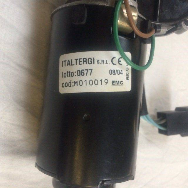 Motor wiper for Caterpillar DP45K-50 - Fülke és belső tér - Anyagmozgató gép: 3 kép. Motor wiper for Caterpillar DP45K-50 - Fülke és belső tér - Anyagmozgató gép: 3 kép.