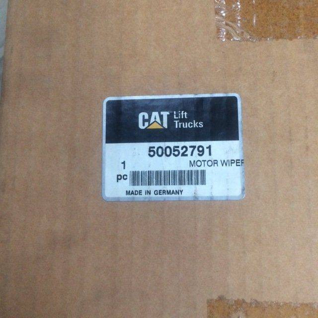 Motor, wiper for Caterpillar - Fülke és belső tér - Anyagmozgató gép: 3 kép. Motor, wiper for Caterpillar - Fülke és belső tér - Anyagmozgató gép: 3 kép.