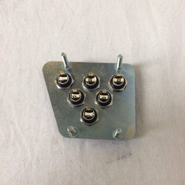 Panel - Fülke és belső tér - Anyagmozgató gép: 2 kép. Panel - Fülke és belső tér - Anyagmozgató gép: 2 kép.