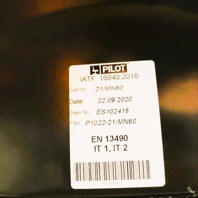 Pilot Seat 21/MN60 - Fülke és belső tér - Anyagmozgató gép: 4 kép. Pilot Seat 21/MN60 - Fülke és belső tér - Anyagmozgató gép: 4 kép.