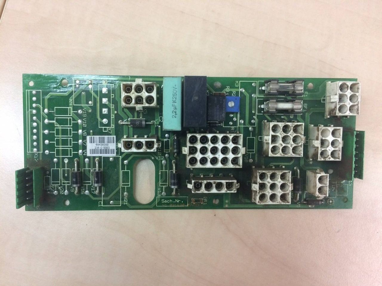 Printed circuit board breadboard forJungheinrich ERE 20G 20-120-56 - Elektromos rendszer - Anyagmozgató gép: 1 kép. Printed circuit board breadboard forJungheinrich ERE 20G 20-120-56 - Elektromos rendszer - Anyagmozgató gép: 1 kép.