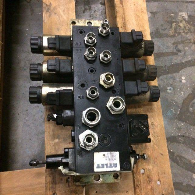 Proportional valve for Atlet - Hidraulikus szelep - Anyagmozgató gép: 1 kép. Proportional valve for Atlet - Hidraulikus szelep - Anyagmozgató gép: 1 kép.