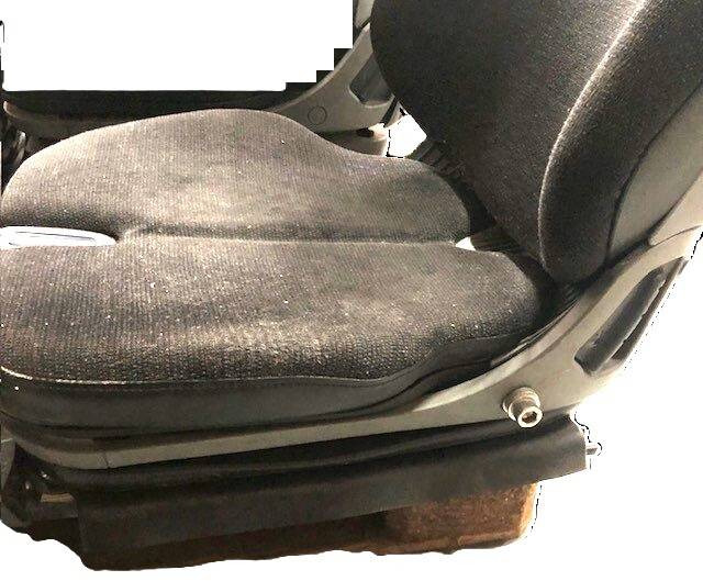Seat for Linde 1120 series - Ülés - Anyagmozgató gép: 4 kép. Seat for Linde 1120 series - Ülés - Anyagmozgató gép: 4 kép.