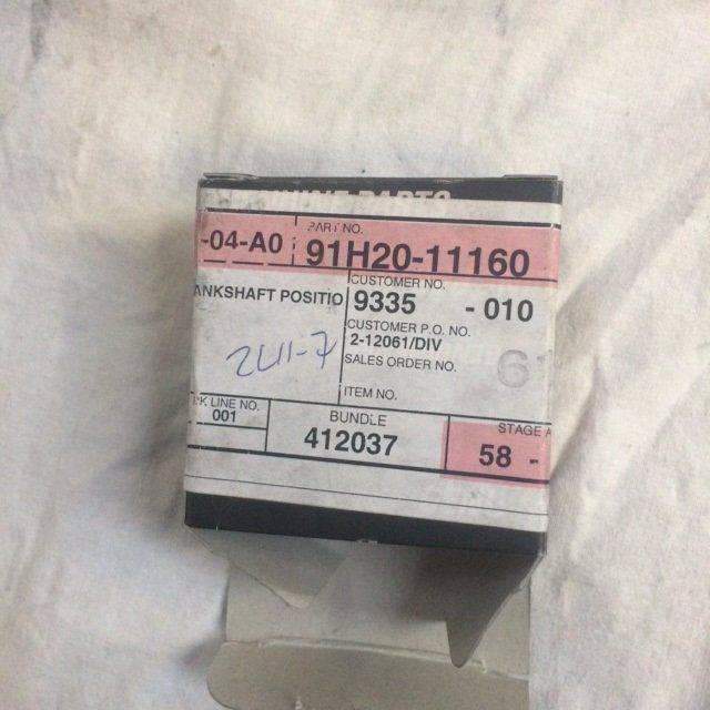 Sensor, crankshaft - Érzékelő - Anyagmozgató gép: 3 kép. Sensor, crankshaft - Érzékelő - Anyagmozgató gép: 3 kép.