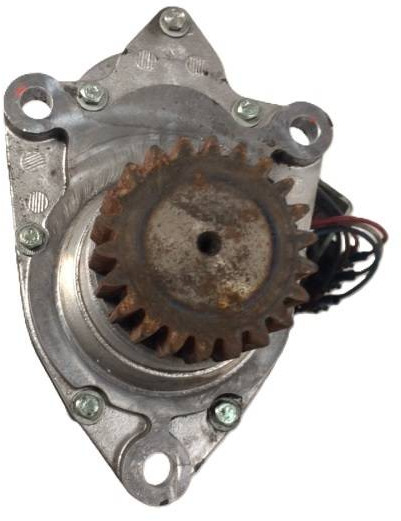 Servomotor + Integrated Controller - Kormányzás - Anyagmozgató gép: 3 kép. Servomotor + Integrated Controller - Kormányzás - Anyagmozgató gép: 3 kép.