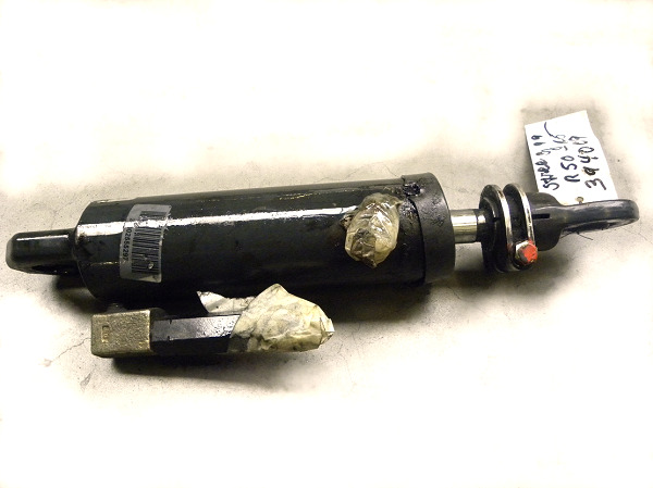 Tilt Cylinder For Still R50-16 - Hidraulikus henger - Anyagmozgató gép: 1 kép. Tilt Cylinder For Still R50-16 - Hidraulikus henger - Anyagmozgató gép: 1 kép.