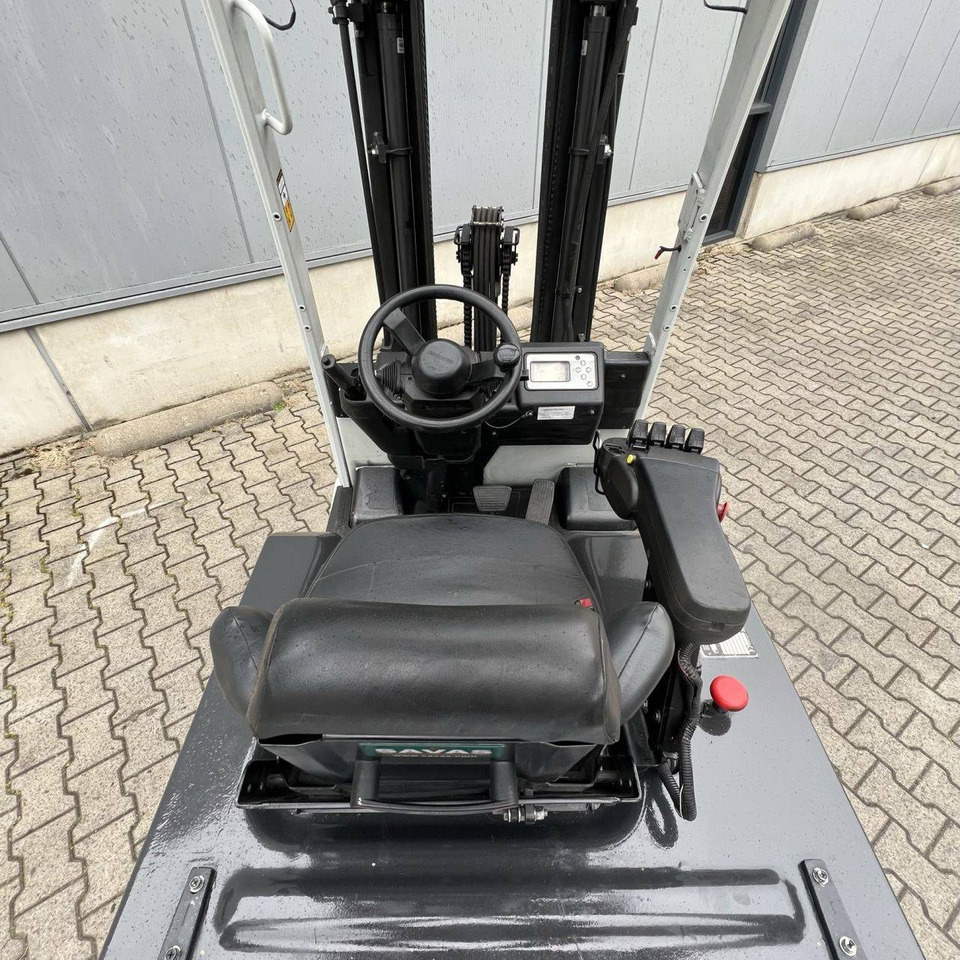 Unicarriers ET16 (AG1N12L16Q) - Elektromos targonca: 3 kép. Unicarriers ET16 (AG1N12L16Q) - Elektromos targonca: 3 kép.